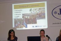 Prezentace v rámci bloku Komunitní tlumočníci v roce 2014 – aneb co se povedlo a co nového je u nás v Česku i jinde? 